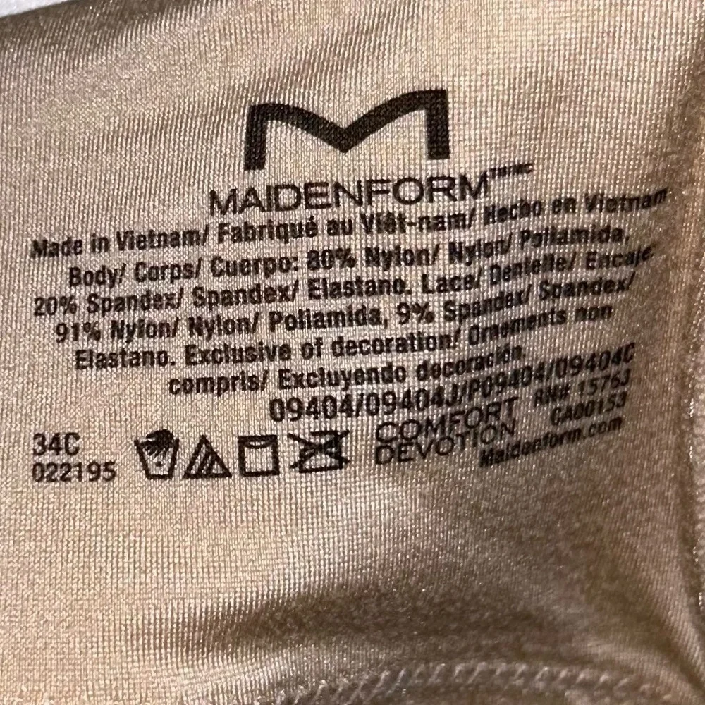 Maidenform Bra Comfort Devotion Lace Lightly Padded Underwire Extra Coverage